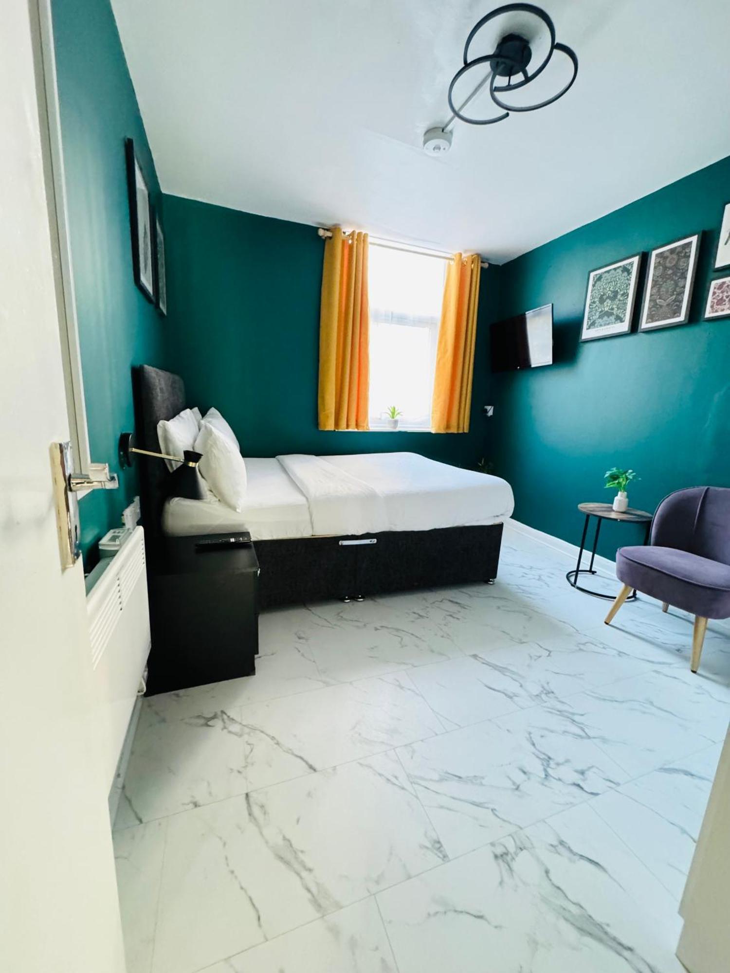 Private Studio Flat In City 1190 London Eksteriør billede